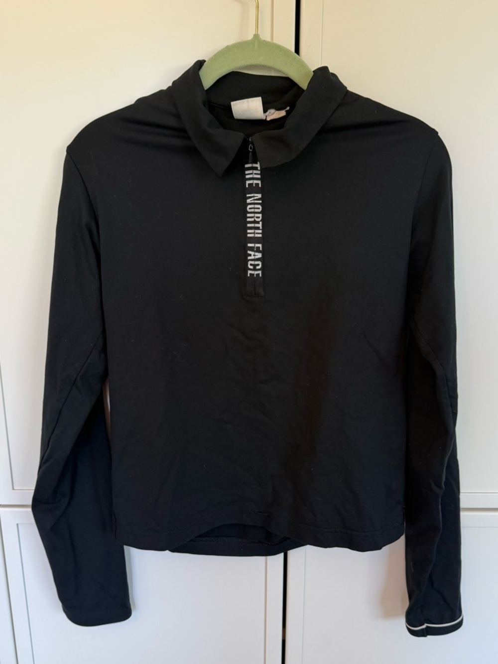 The North Face 1/4 Zip Pullover Top Size Small